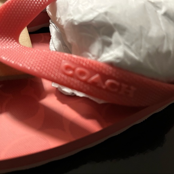Women’s Coach flip flops - Picture 4 of 6